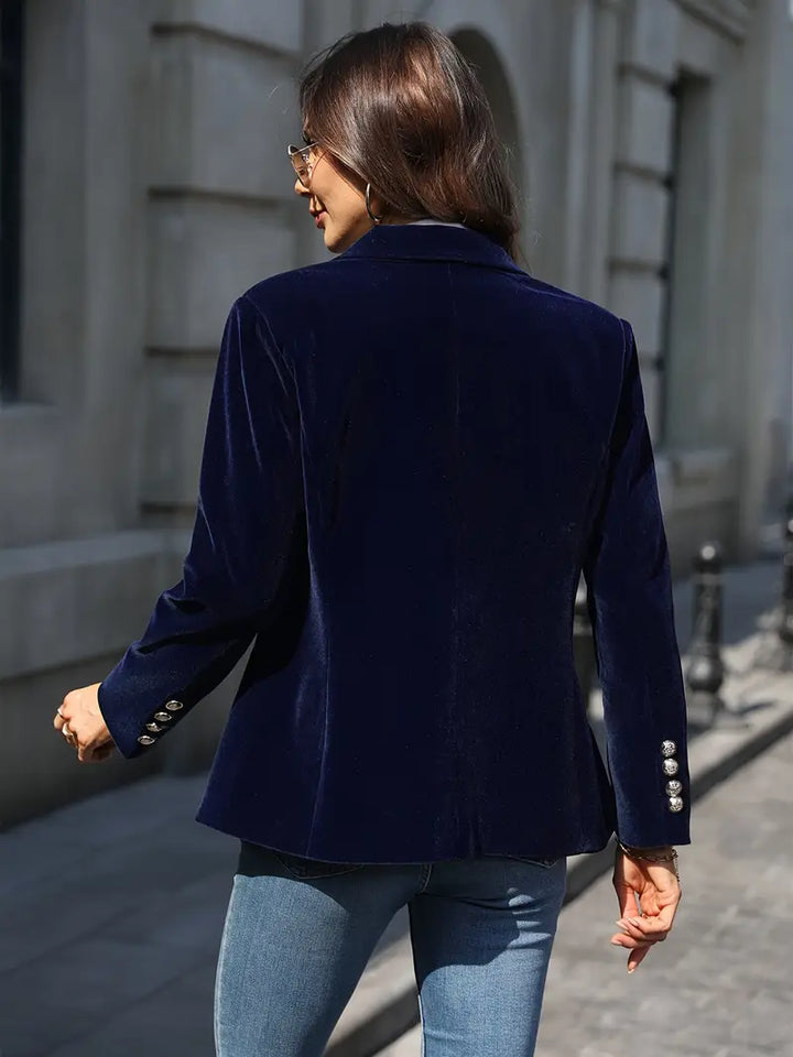 Victoria | Elegant Velvet Blazer