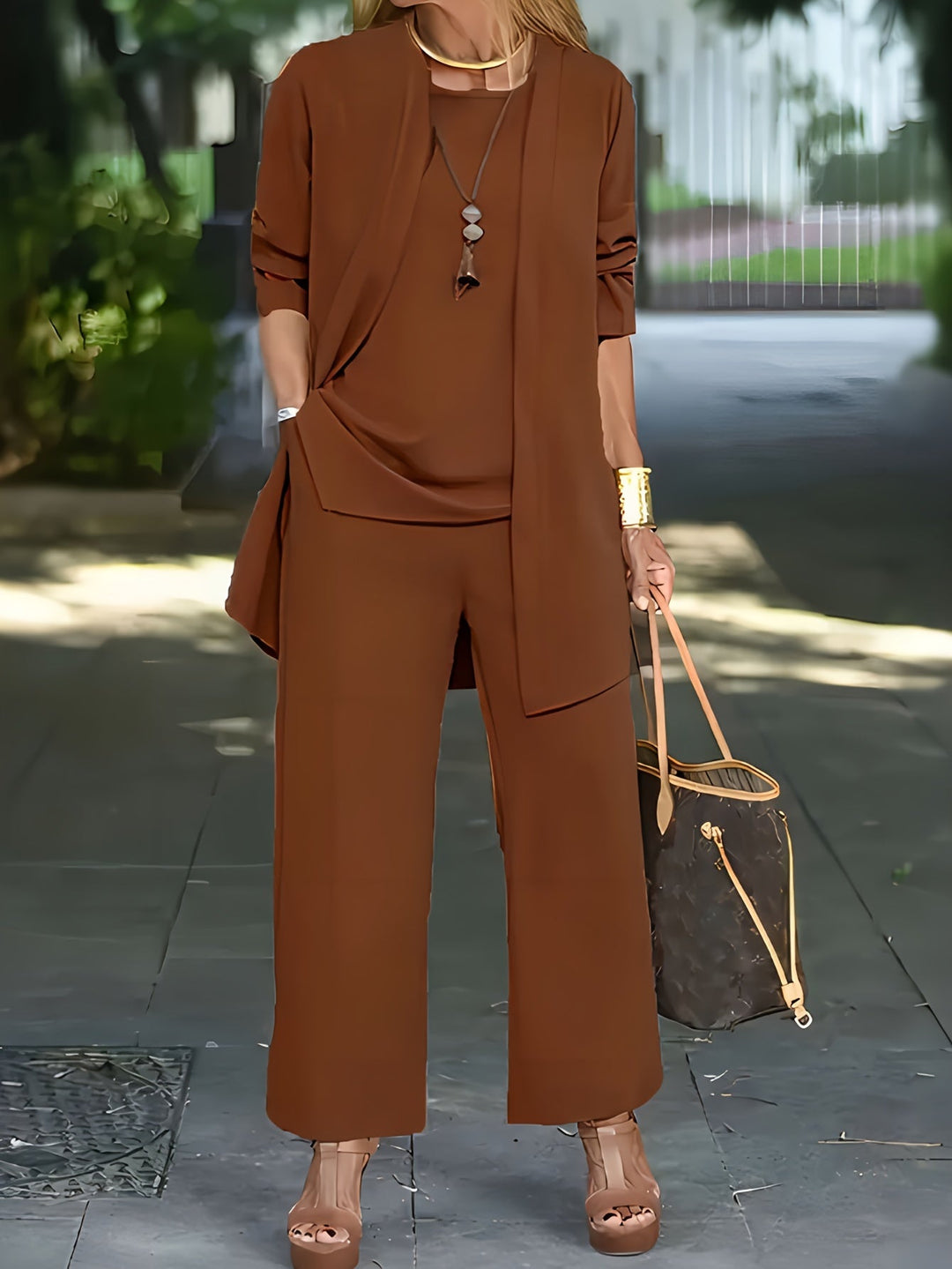 FELYRA – VERSASTYLE THREE-PIECE SET