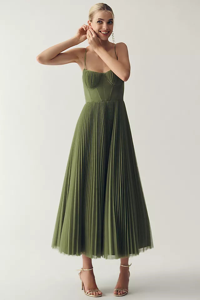 Peyton | Elegant Pleated Dress with Spaghetti Straps