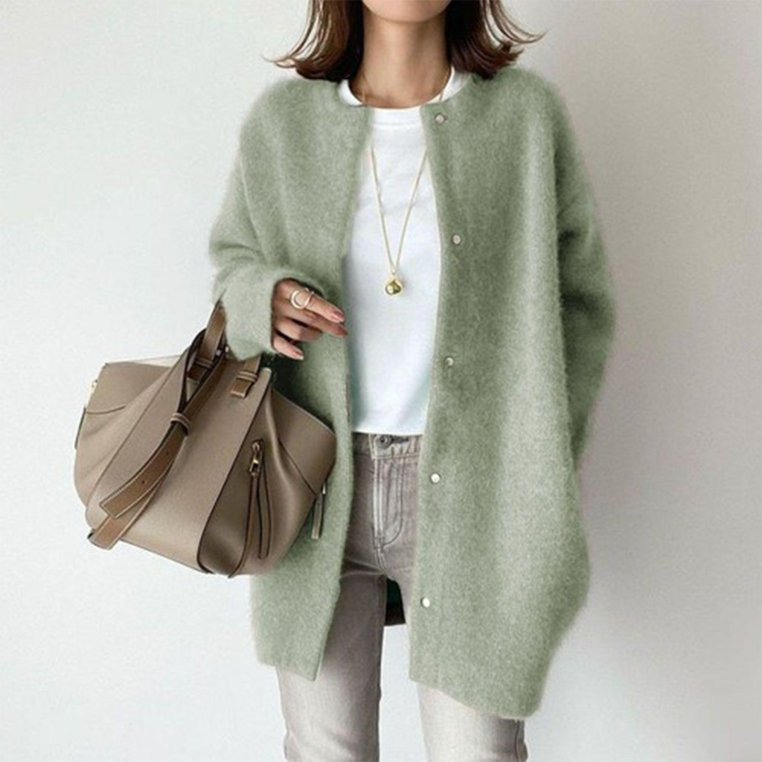 AURAVESSA – COMFORTABLE CASHMERE CARDIGAN