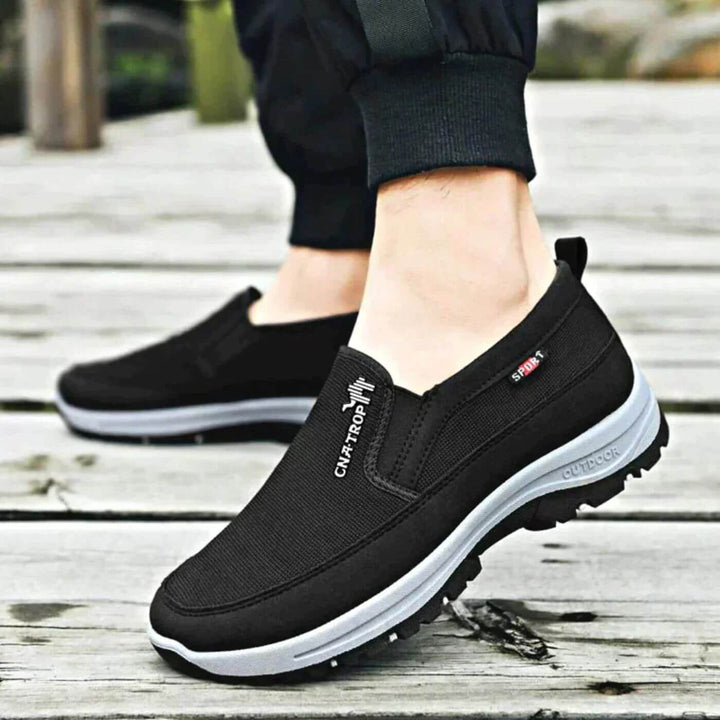 WYATT – ORTHOPAEDIC WALKING SHOES